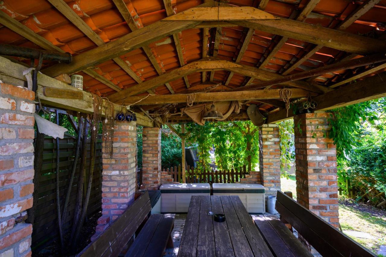 Landhaus Brückner Ostseebad Nienhagen Exterior foto