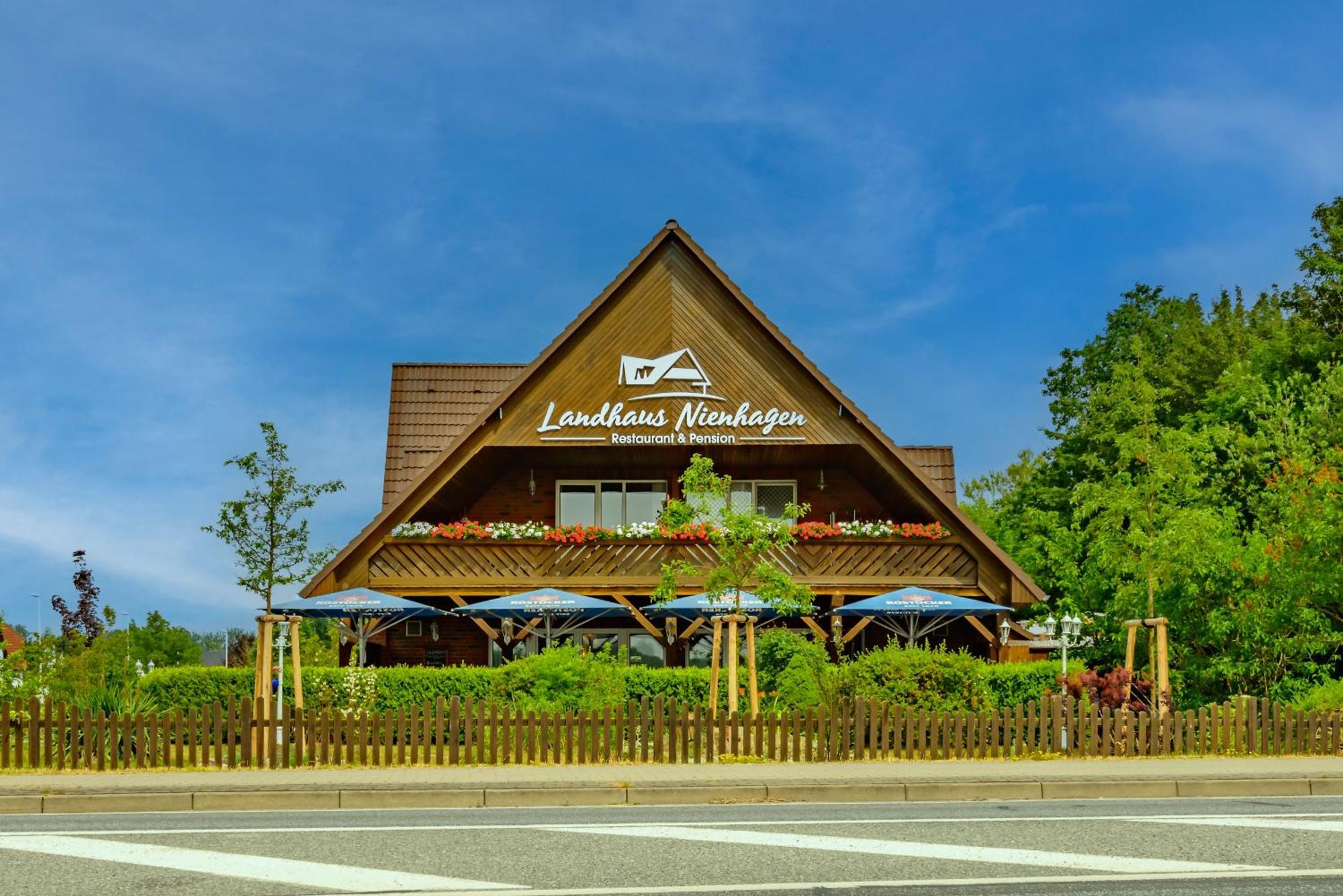 Landhaus Brückner Ostseebad Nienhagen Exterior foto